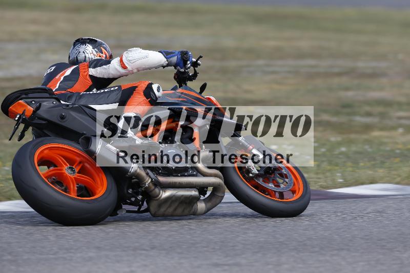 /37 09.08.2026  Pluess Motosport ADR/Freies Fahren/unklar